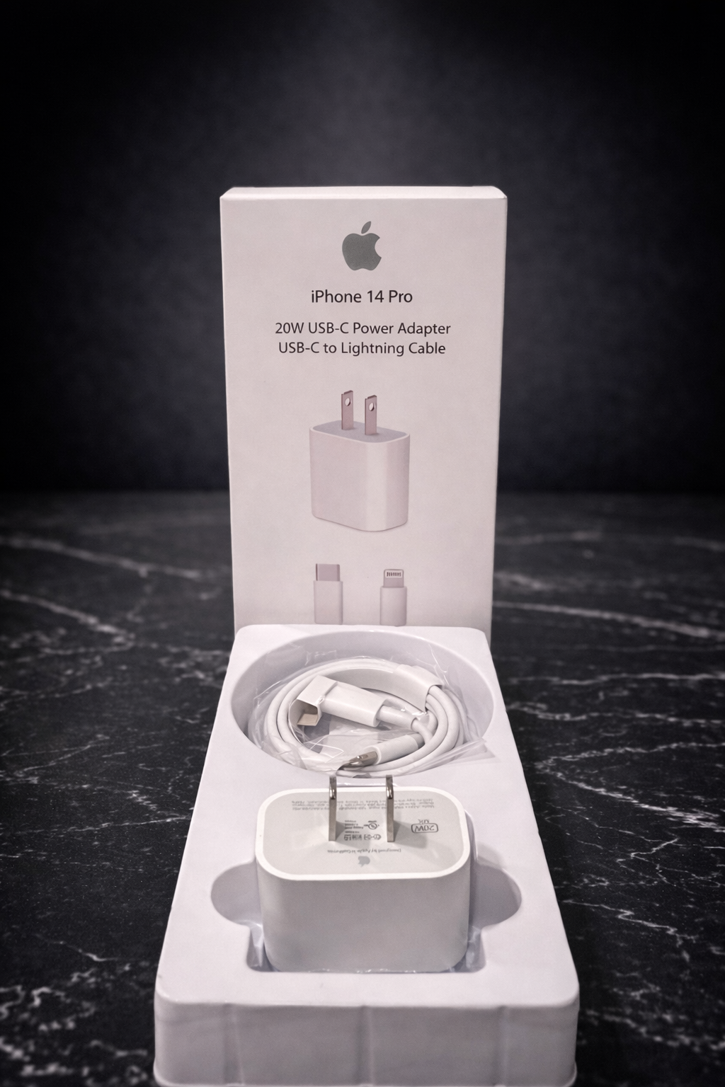 Cargador Apple 20W USB-C con Cable USB-C a Lightning